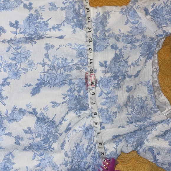 Lady dress - Picture 4 of 5